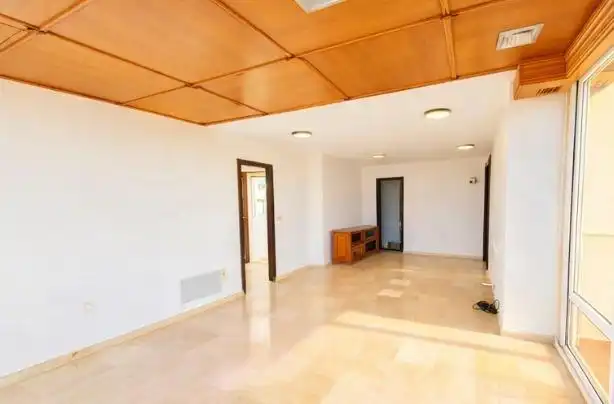 Attic for rent in Calle PASEO DEL COLORADO, Playamar - Benyamina