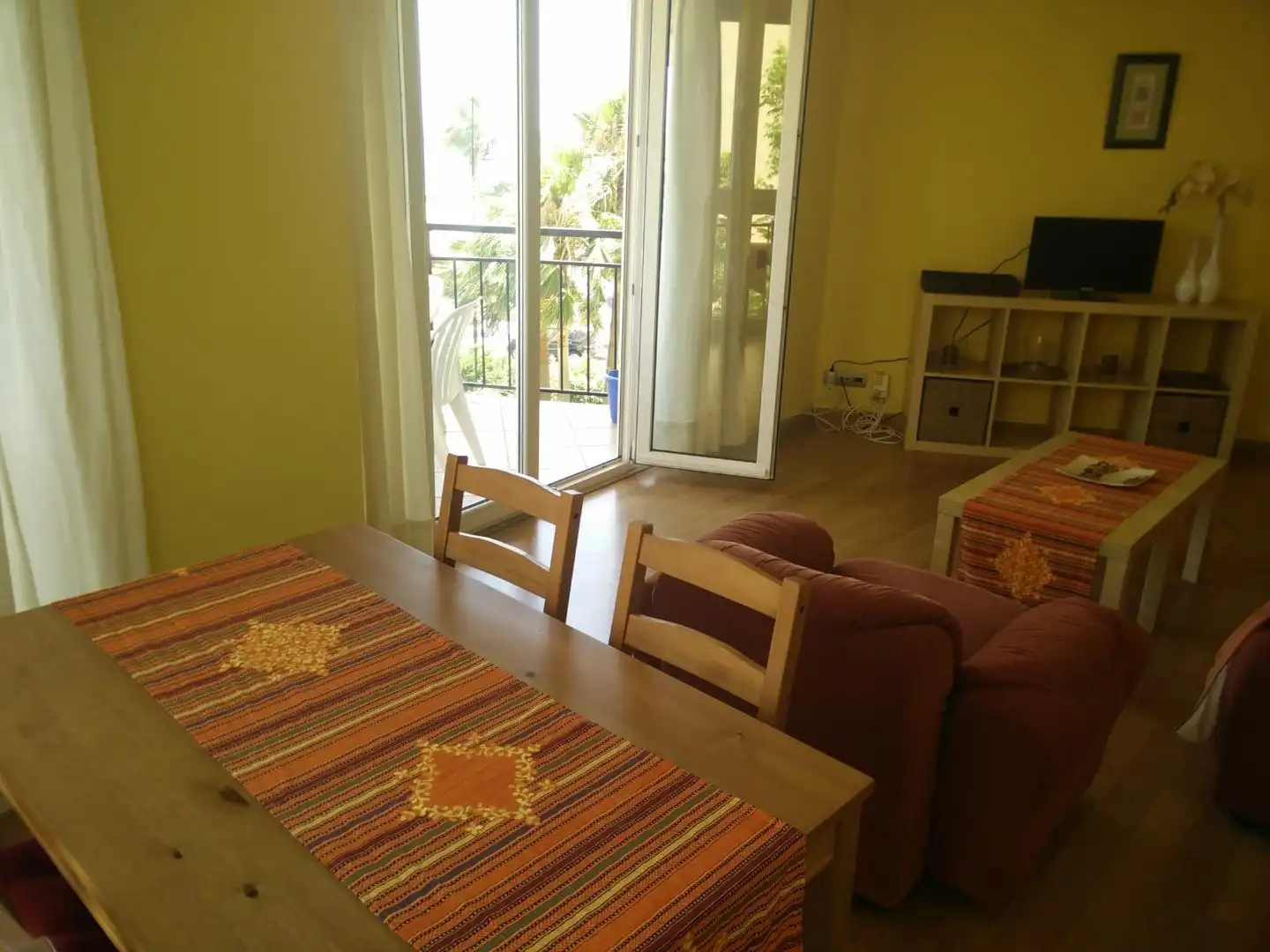 Wohnzimmer von Wohnungen zur Miete in Playamar - Benyamina