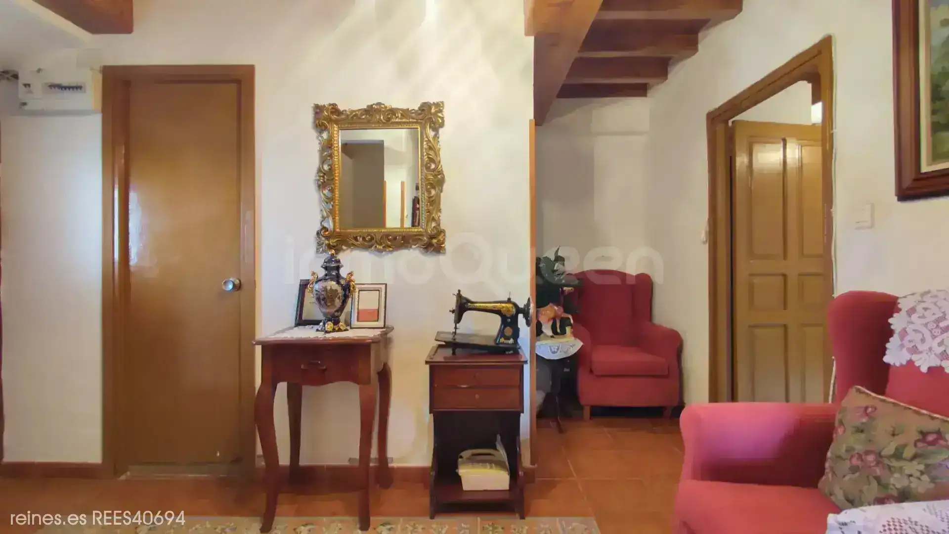 Sala de estar de Casa o chalet en venta en Cabrales con Terraza y Amueblado