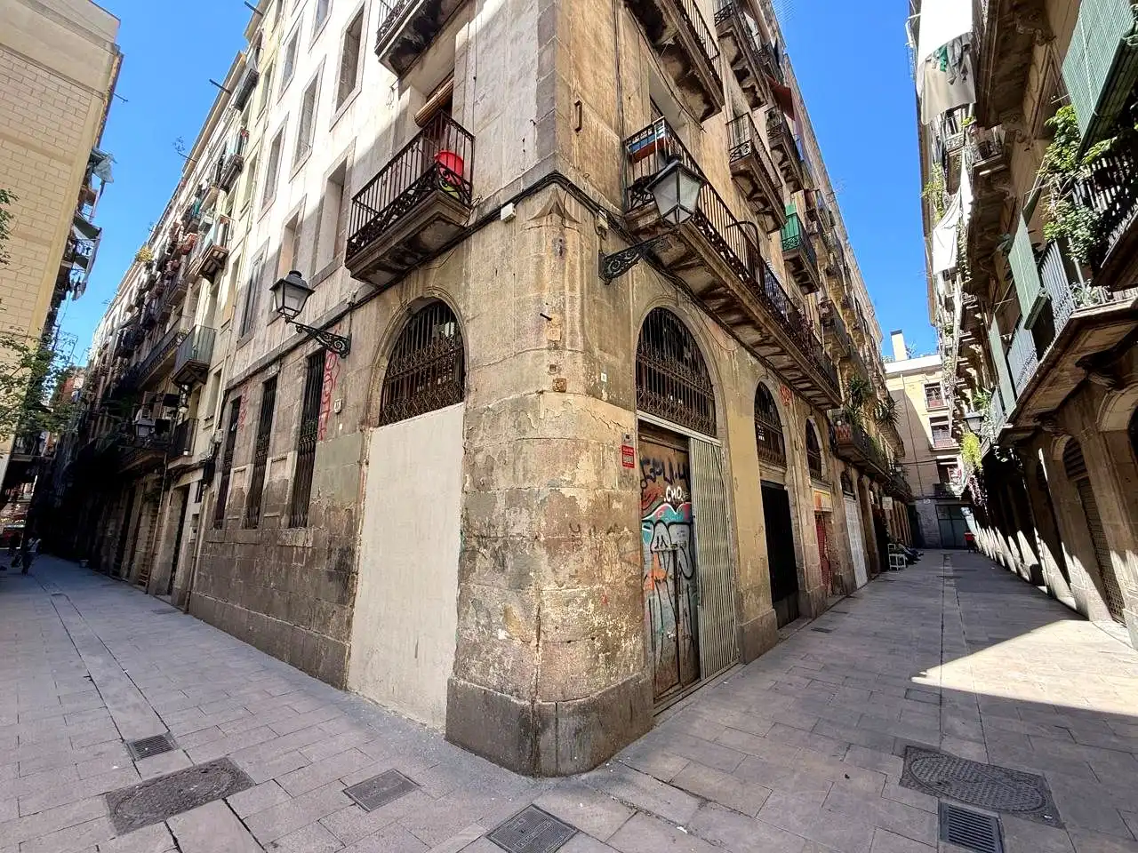 Vista exterior de Local en venta en Barcelona