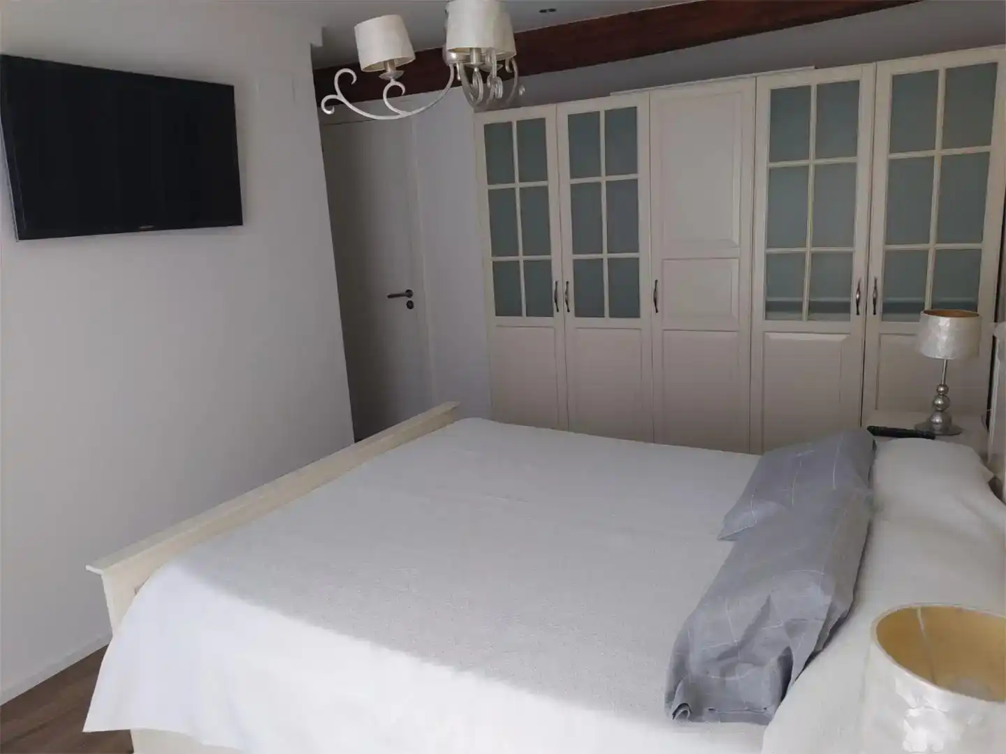 Habitación de Piso de alquiler en Donostia - San Sebastián  con Aire acondicionado, Amueblado y Balcón