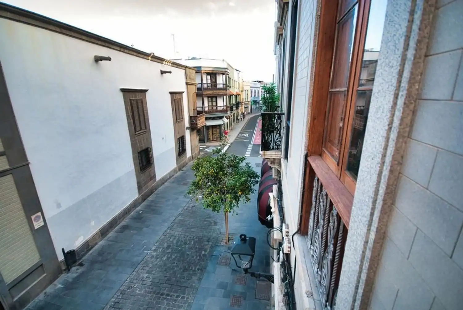 Vista exterior de Edifici en venda en Las Palmas de Gran Canaria