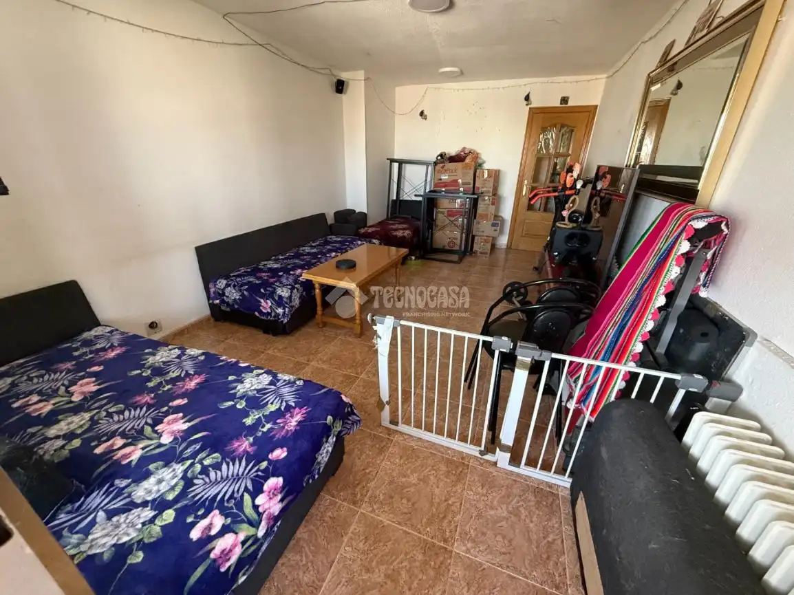 Wohnung mit Aufzug zum Verkauf in Usera
