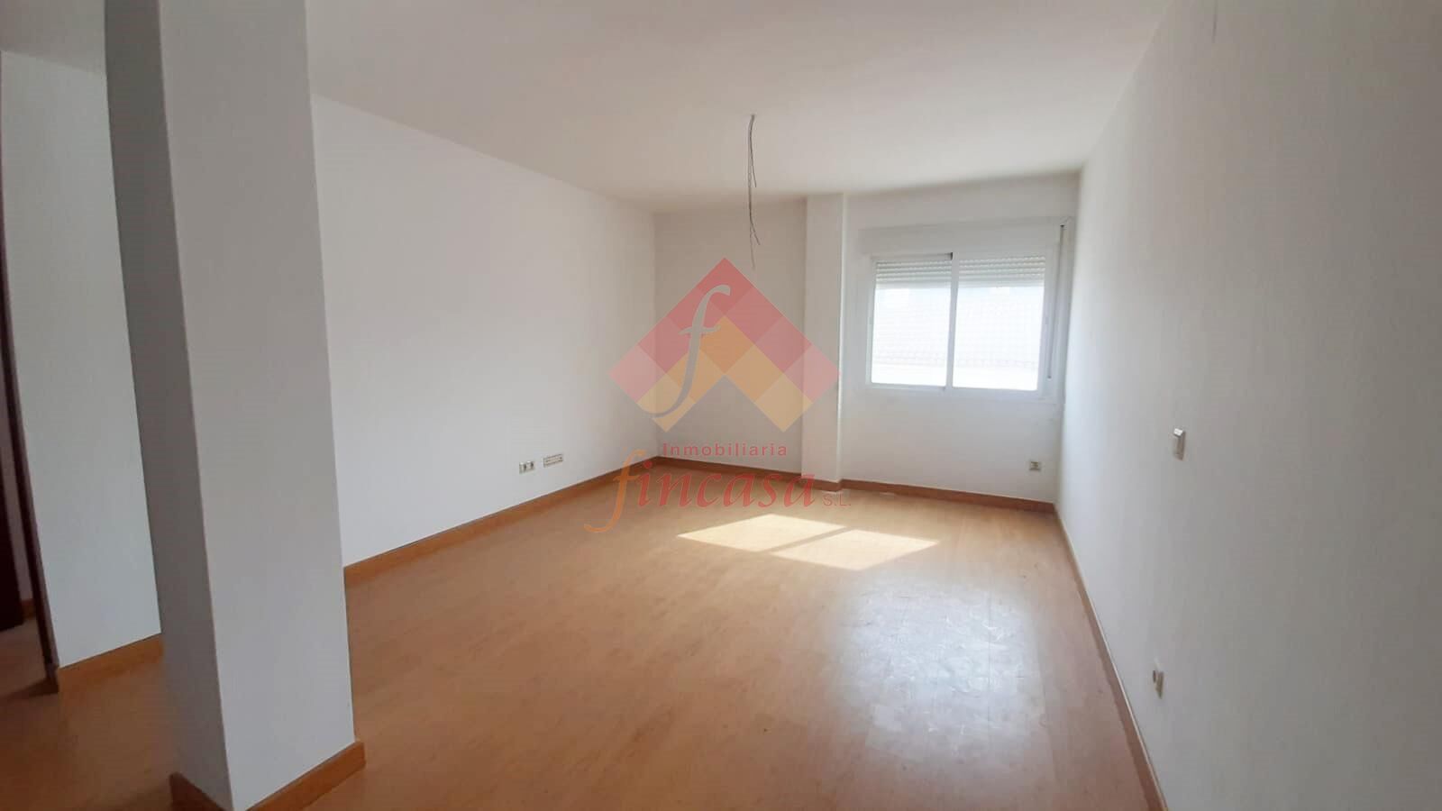 Maisonette zum verkauf in Cuevas del Becerro mit Parkett