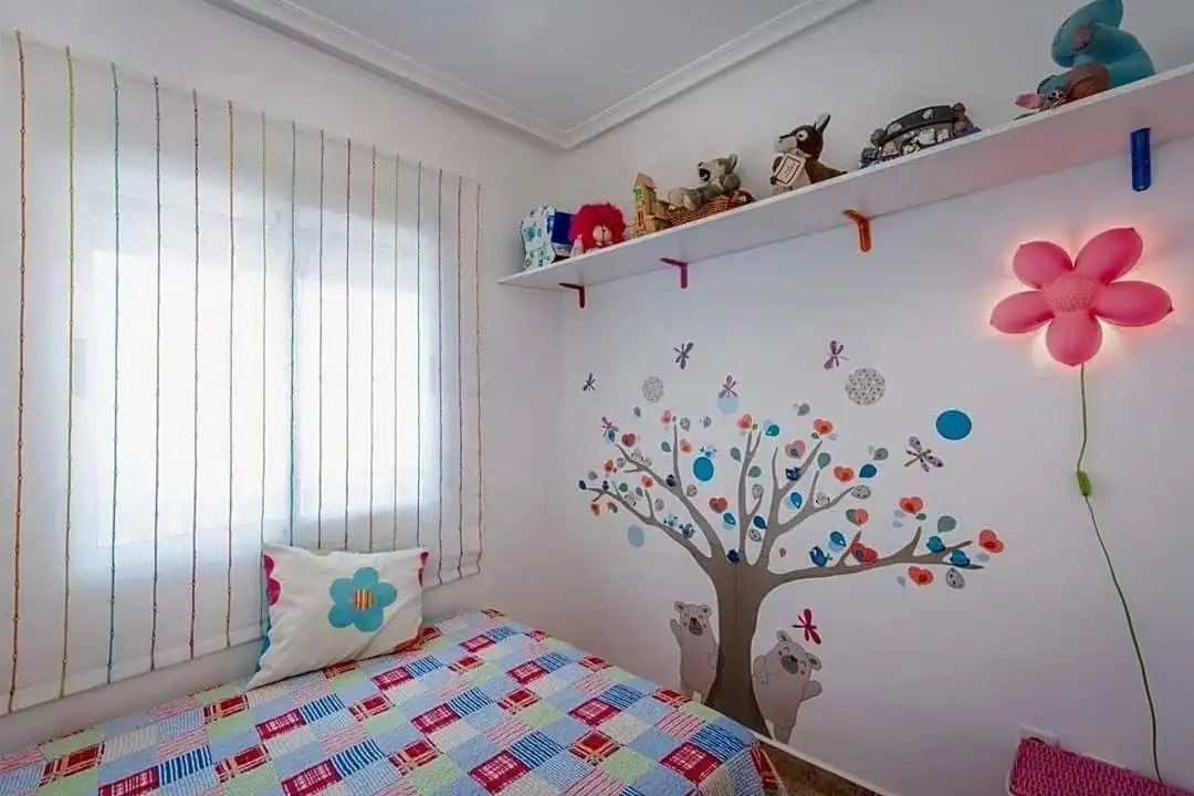 Dormitori de Casa o xalet de lloguer en Torrevieja amb Aire condicionat, Calefacció i Terrassa