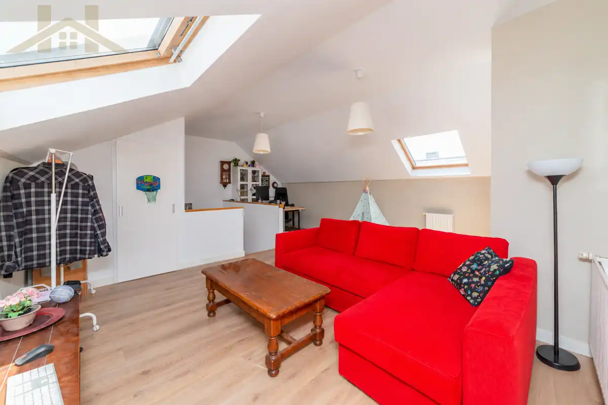 Wohnzimmer von Einfamilien-Reihenhaus zum Verkauf in Valdemoro mit Klimaanlage, Heizung und Privatgarten
