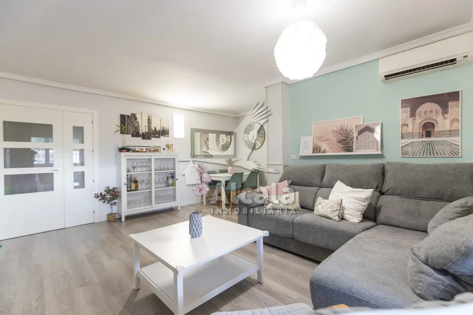 Living room of Flat for sale in Alcalá de Henares  with Heating and Terrace