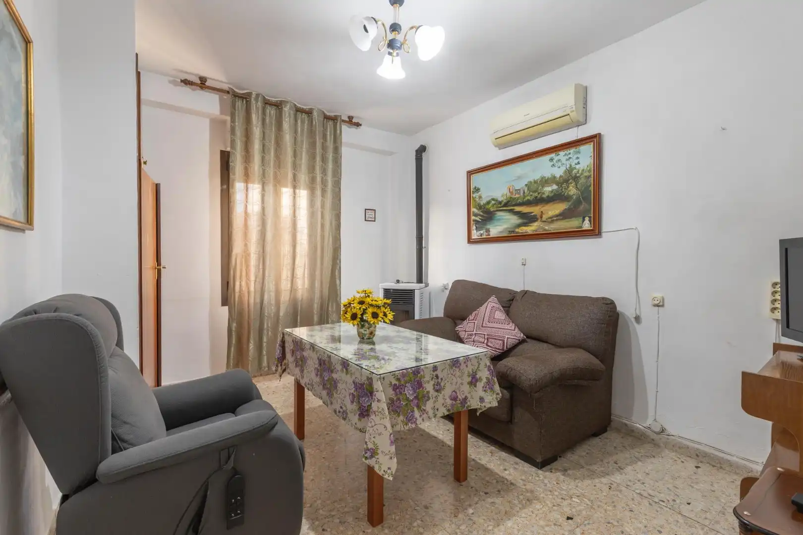 Living room of Houses for sale in Huétor Tájar  with Air Conditioner, Private garden and Terrace