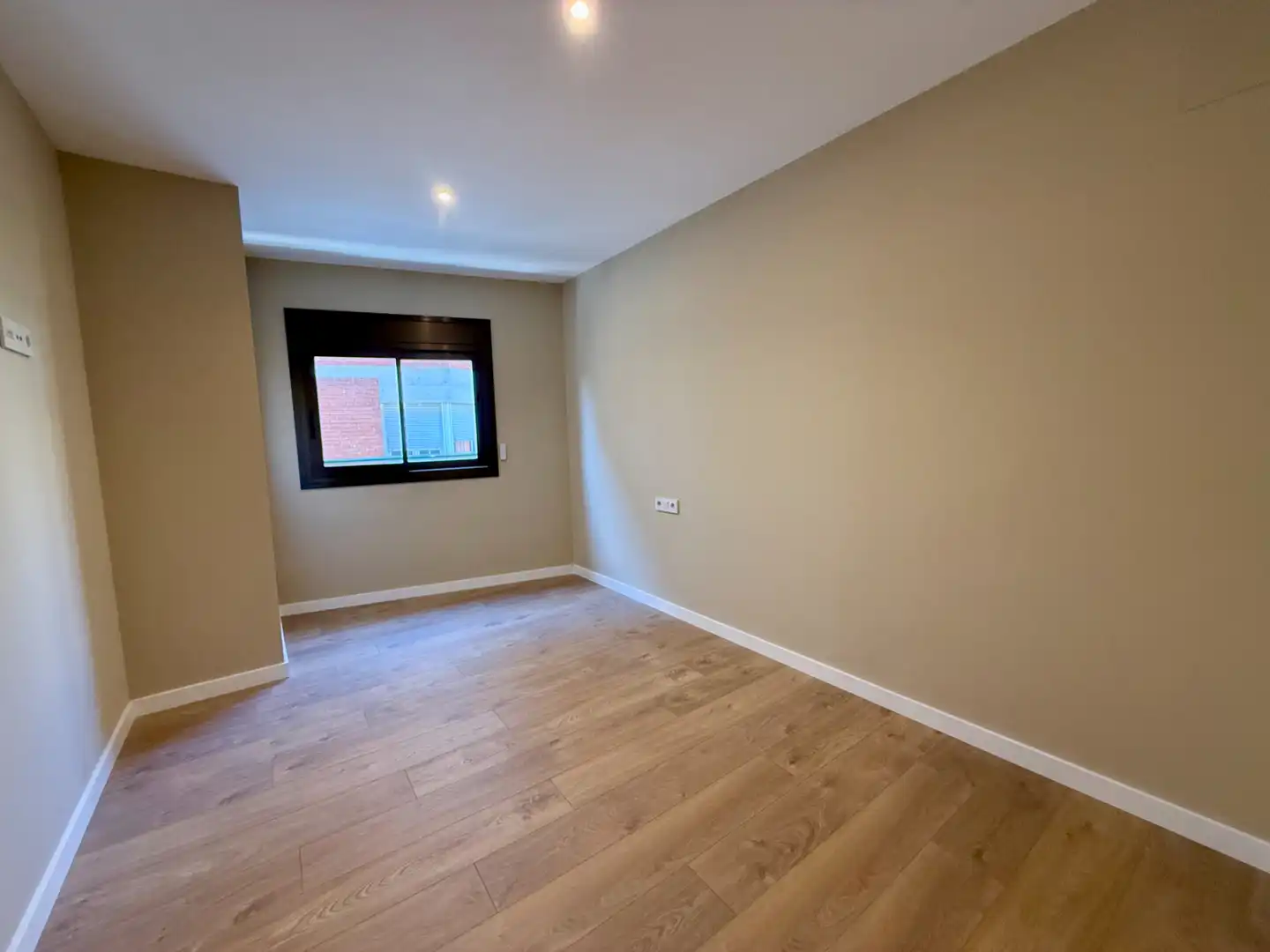 Habitación de Piso de alquiler en Castellar del Vallès con Aire acondicionado, Calefacción y Balcón