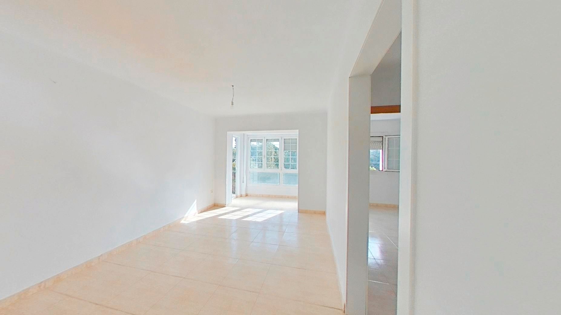 Flat for sale in Girona Capital  with Terrace and Oven