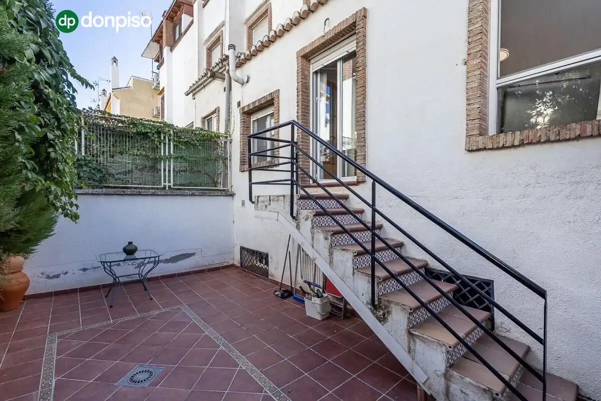 Terraza de Casa adosada en venta en Genil