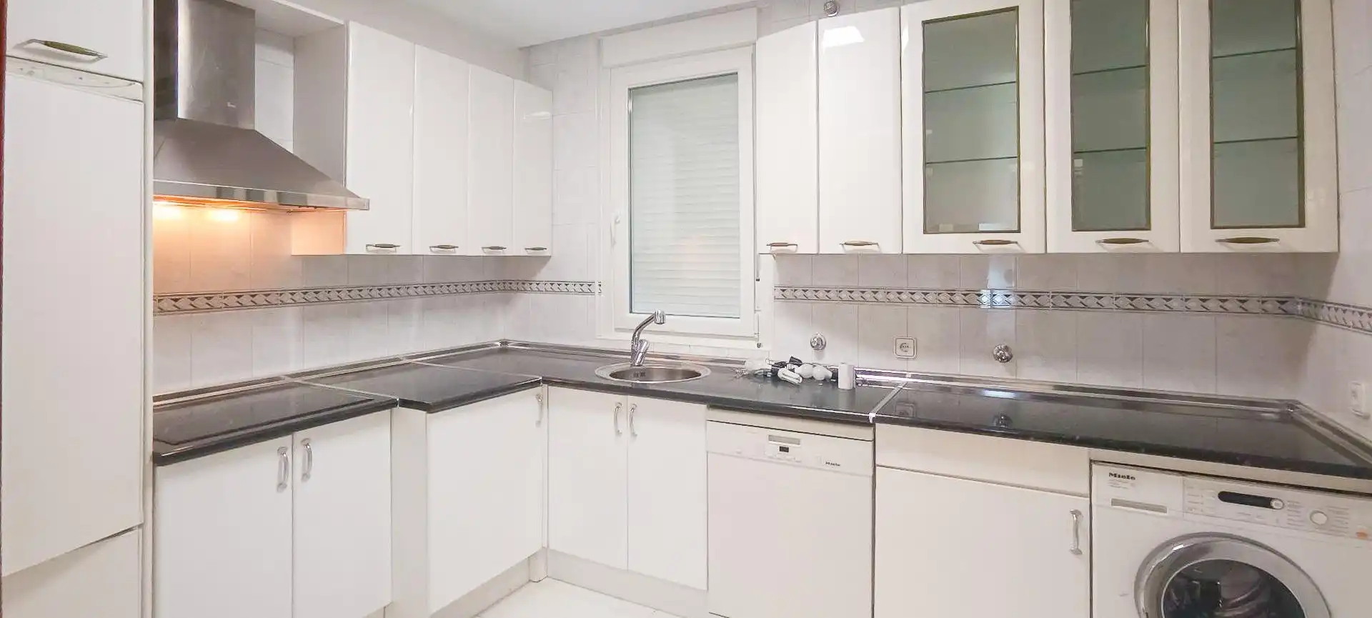 Cocina de Piso de alquiler en León Capital  con Calefacción, Terraza y Amueblado