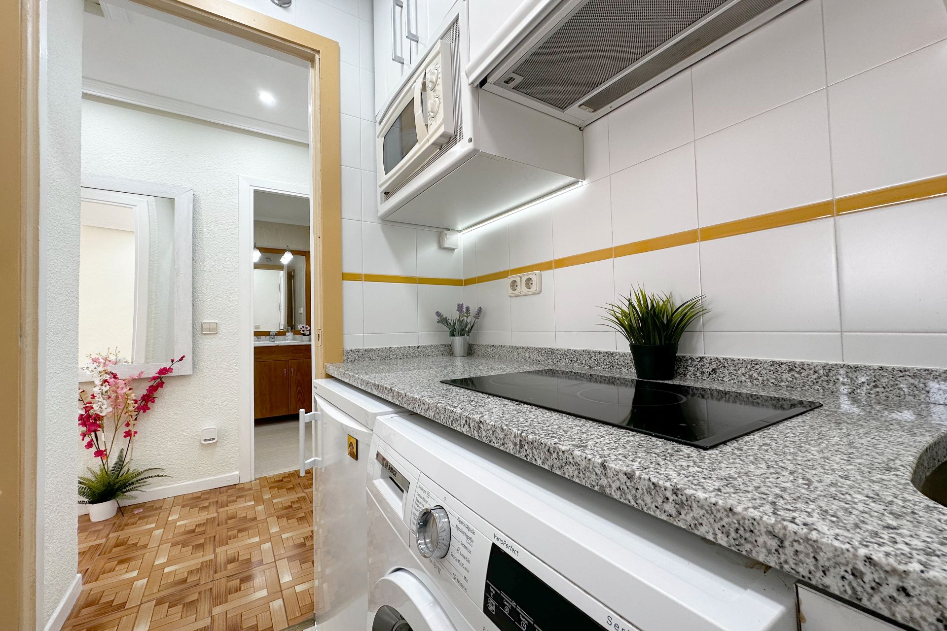 Kitchen of Apartment to rent in  Madrid Capital  with Air Conditioner, Heating and Terrace