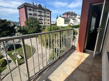 Flat with lift for sale in Avda de Madrid