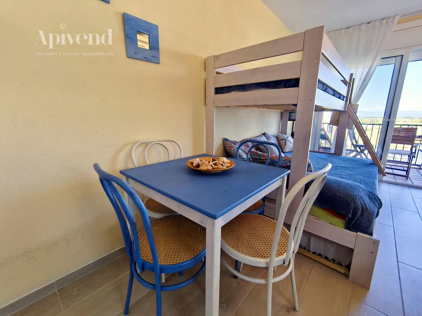 Schlafzimmer von Wohnung zum Verkauf in Roses mit Klimaanlage, Heizung und Terrasse