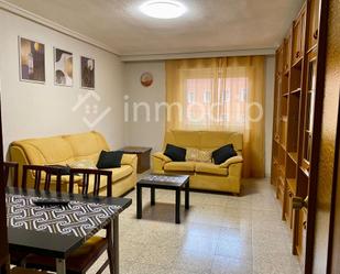 Living room of Flat to rent in Salamanca Capital  with Heating