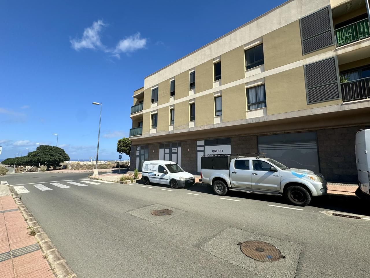 Exterior view of Office for rent in Telde