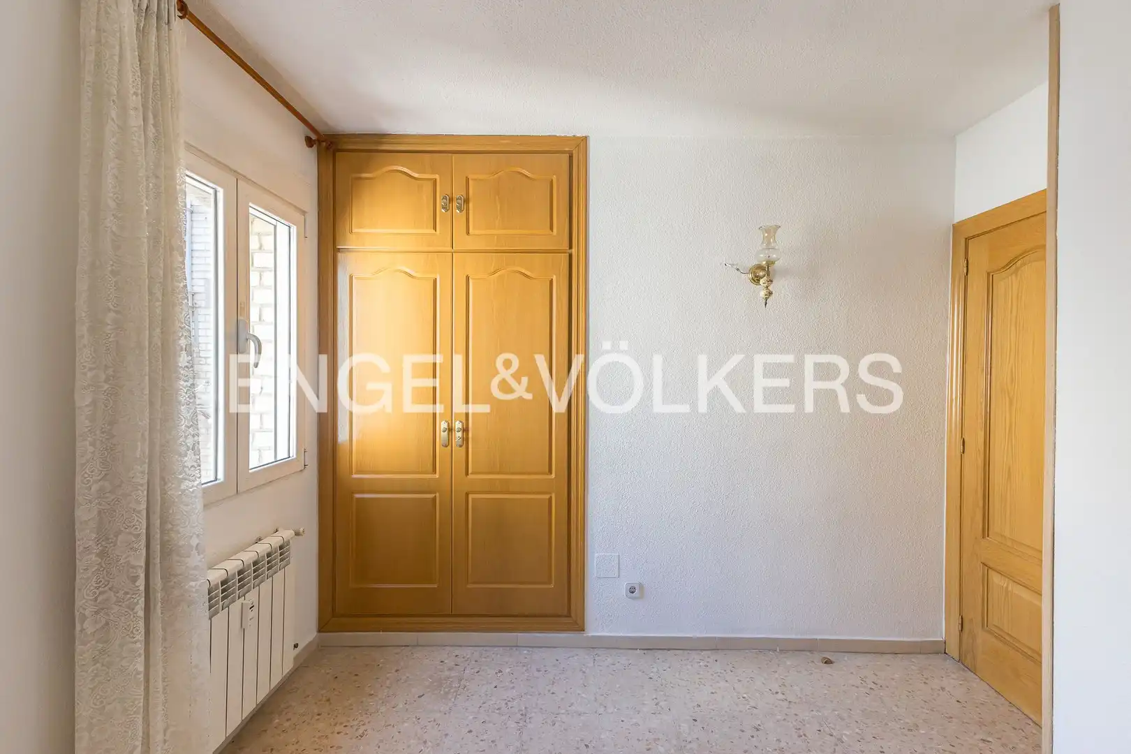 Flat for sale in Madrid  with Air Conditioner, Heating and Terrace