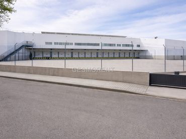 Industriegebäude zum Verkauf in Mejorada del Campo