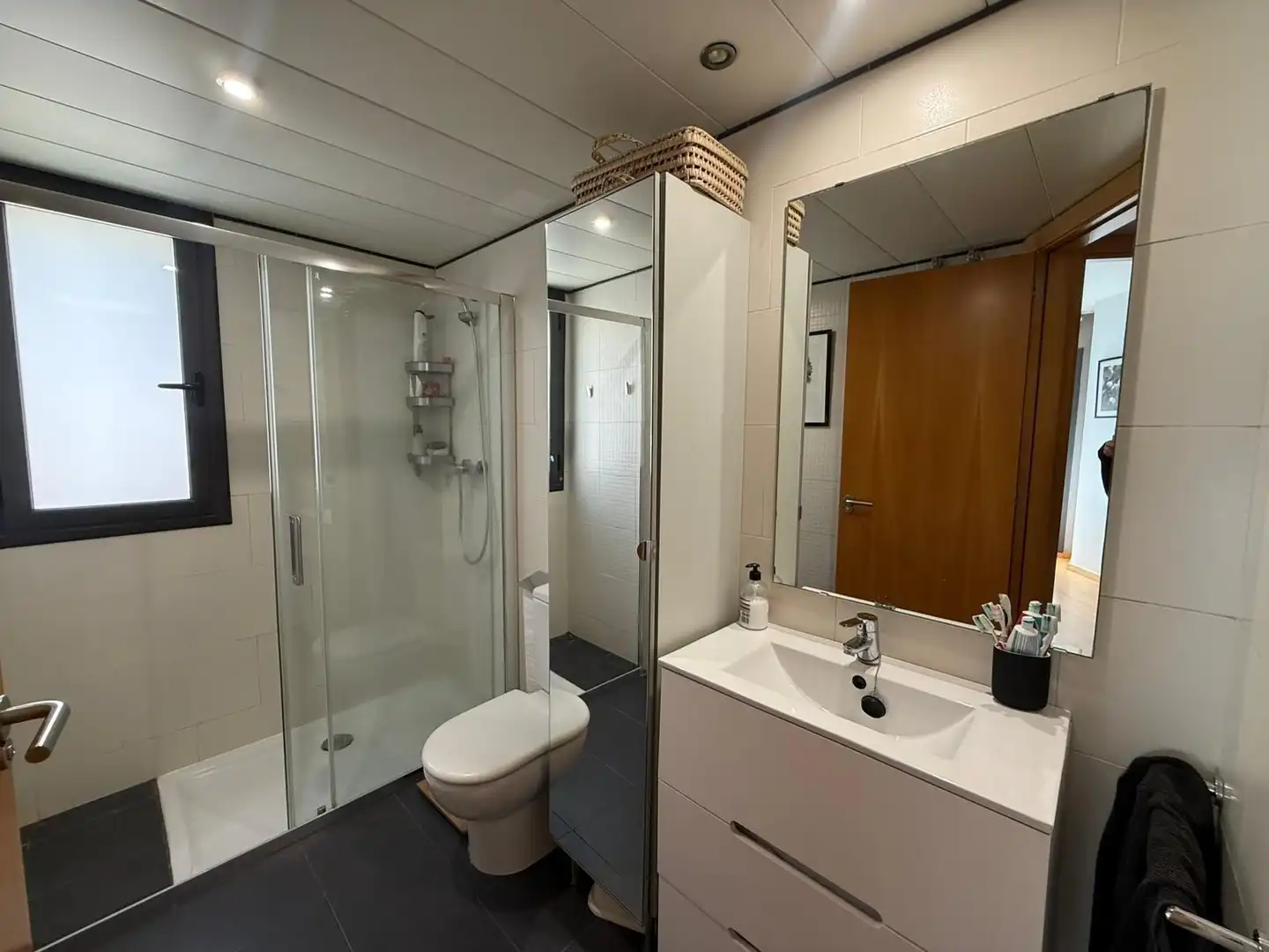 Bany de Apartament en venda en Barcelona amb Aire condicionat, Calefacció i Parquet