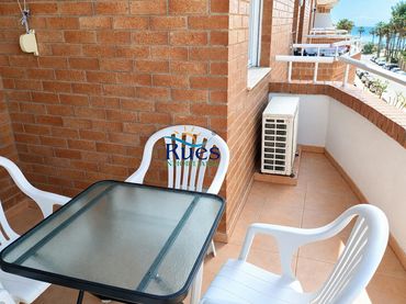 Piso con piscina en venta en Calle AMPLARIES