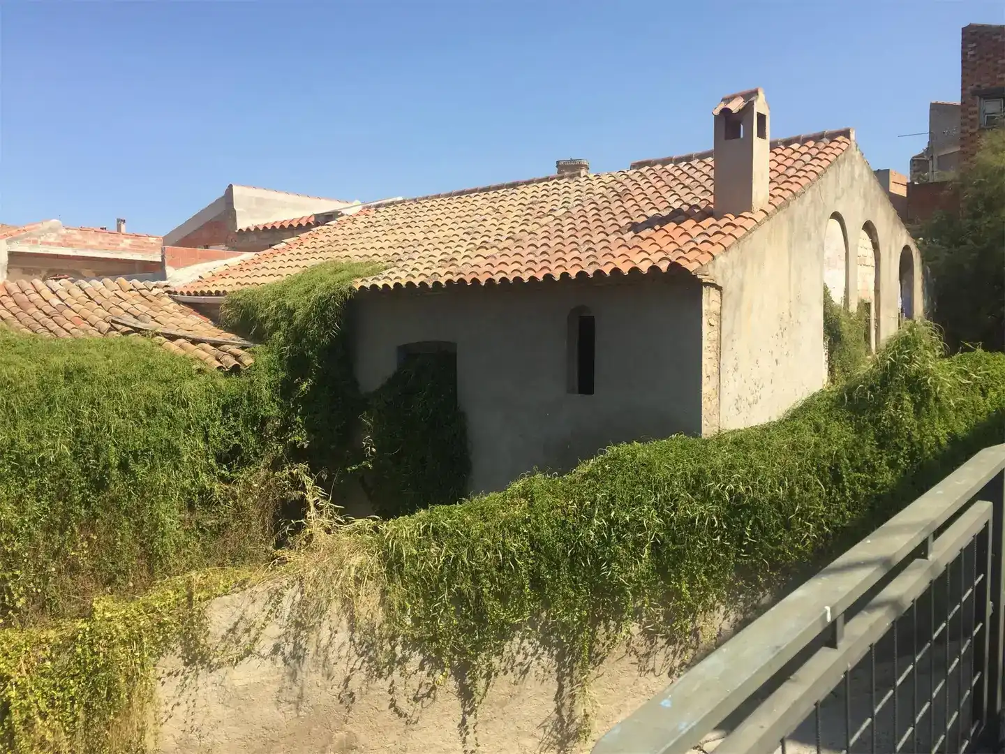 Vista exterior de Finca rústica en venda en Riba-roja d'Ebre