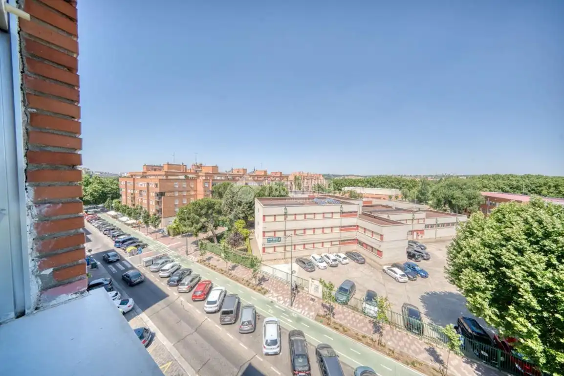 Exterior view of Flat for sale in Valladolid  with Heating