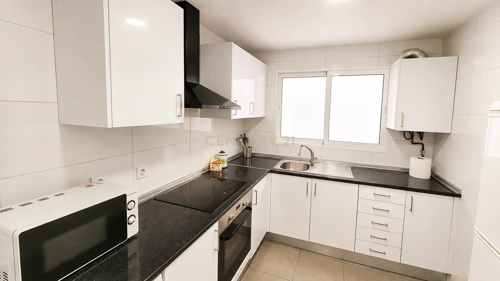 Appartamento con terrazza in affitto a Avinguda de Maria Ros, 9, Burjassot, Spain, imagen 6