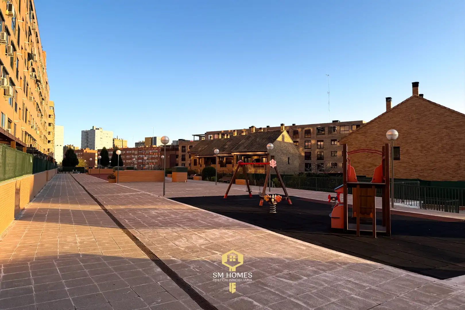 Terrasse von Wohnung zum Verkauf in Parla mit Klimaanlage, Heizung und Abstellraum