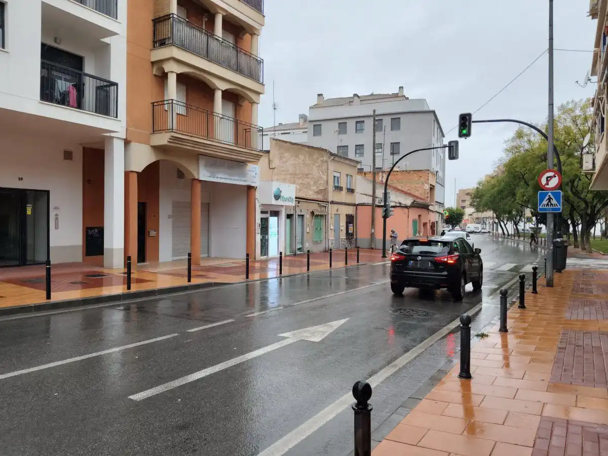 Vista exterior de Local de lloguer en Murcia amb Aire condicionat