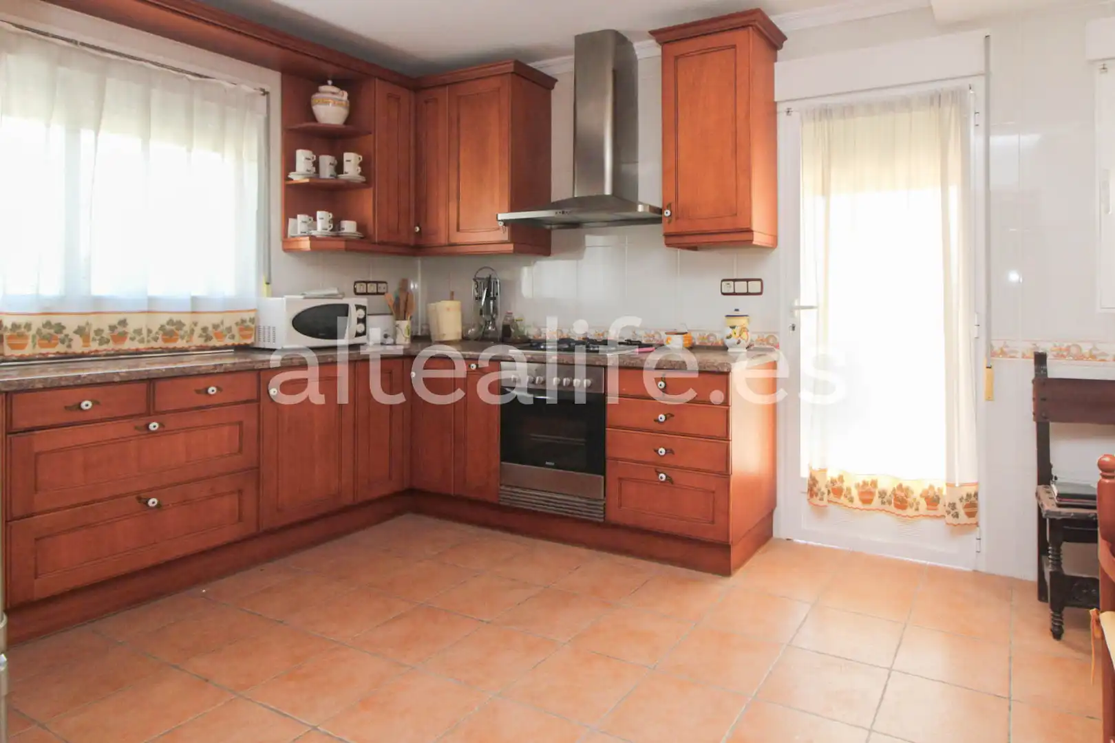 Küche von Haus oder Chalet zum Verkauf in La Nucia mit Privatgarten, Terrasse und Abstellraum
