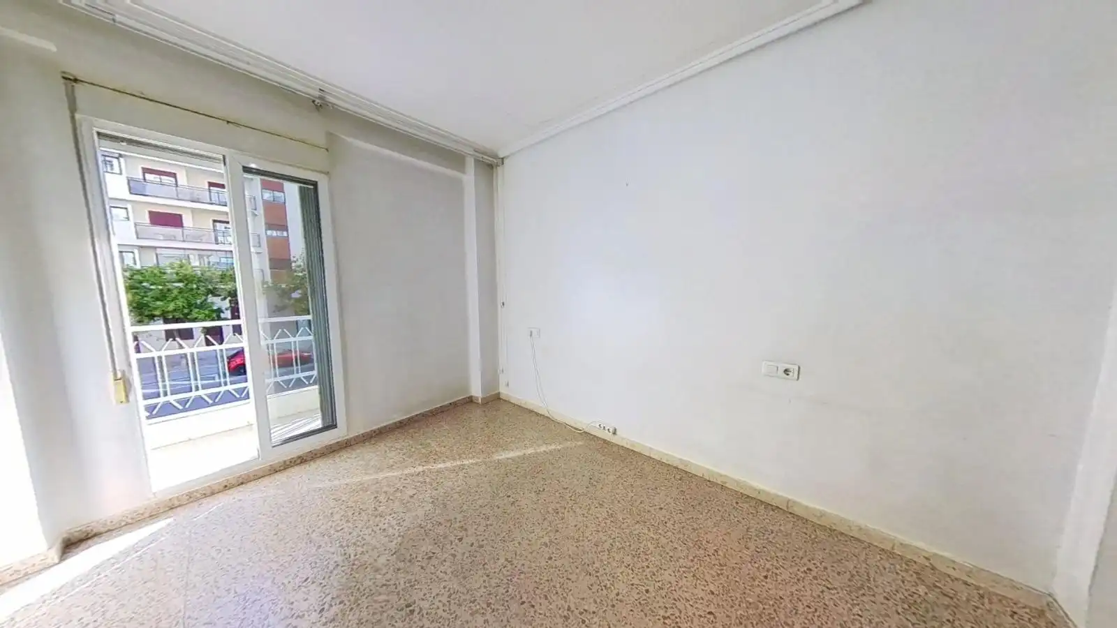 Piso con terraza en venta en Calle CAROLINA ALVAREZ, imagen 7