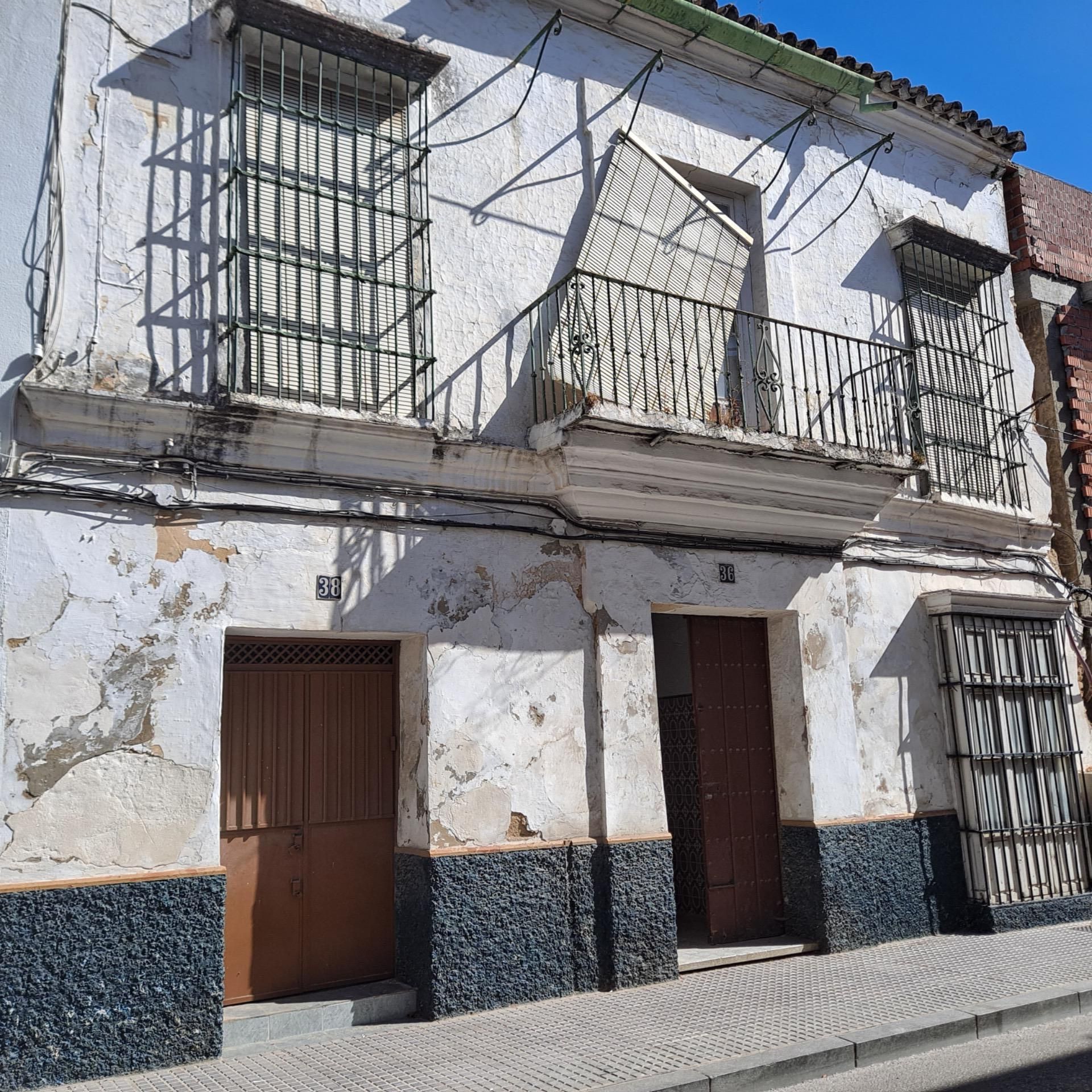 Vista exterior de Casa o xalet en venda en Sanlúcar de Barrameda amb Terrassa i Balcó