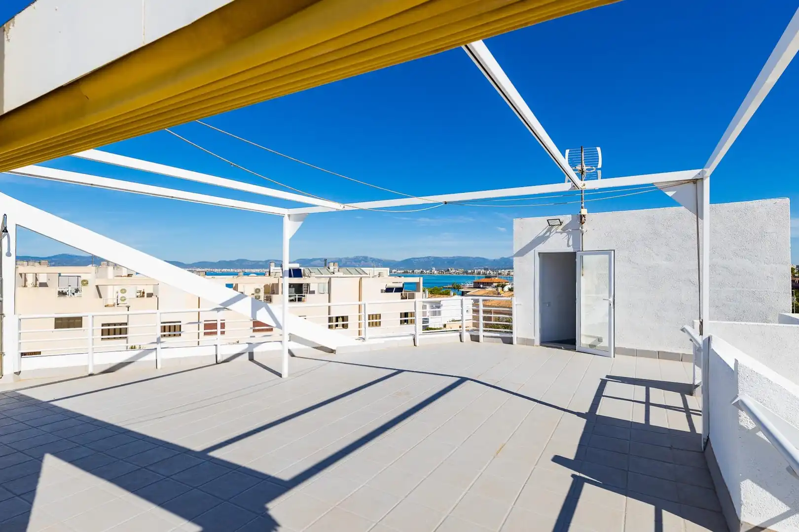 Casa con terraza en venta en Carrer ALBER, imagen 41