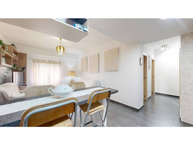 Piso en Venta en Nou Moles