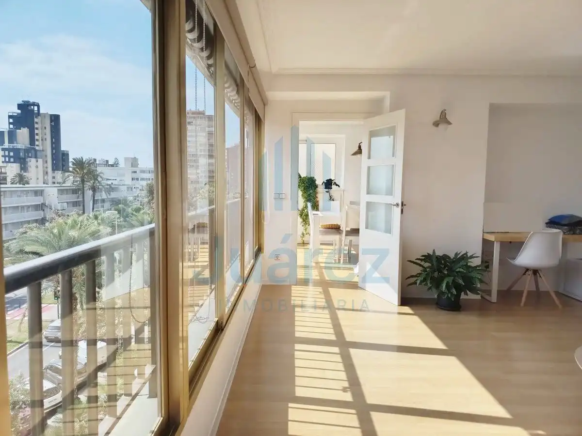 Habitación de Piso de alquiler en Alicante / Alacant con Aire acondicionado, Calefacción y Parquet