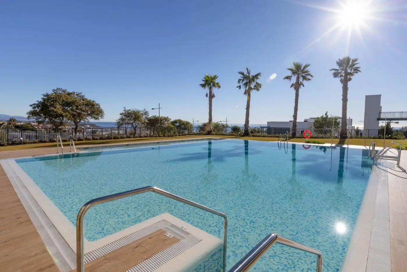 Apartament amb piscina en venda a Estepona Pueblo, imagen 2