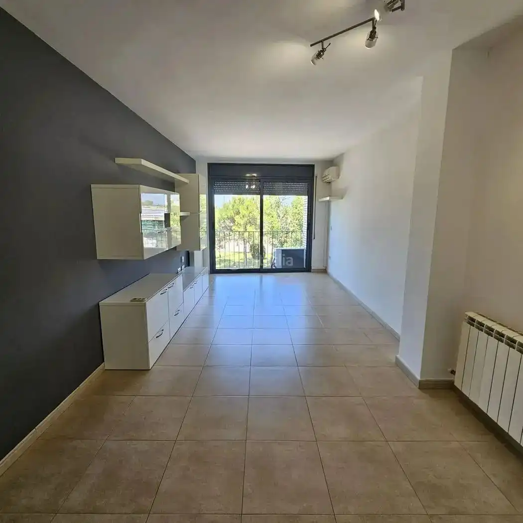 Piso en venta en Cassà de la Selva con Aire acondicionado, Calefacción y Trastero