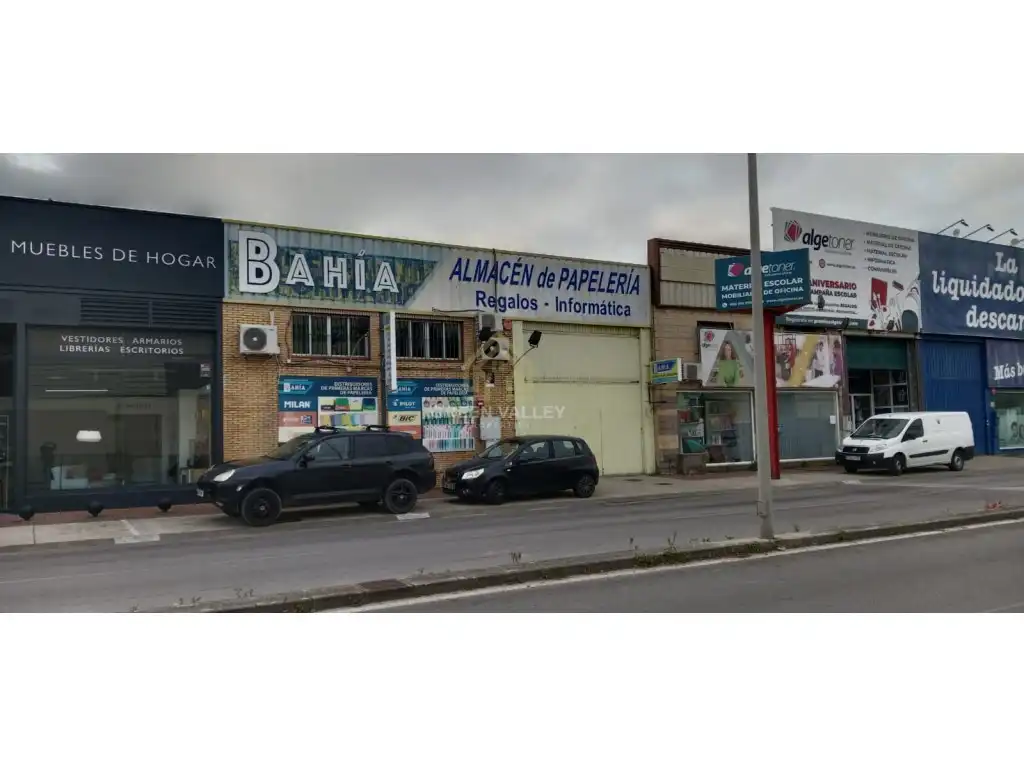 Nave industrial de alquiler en Los Barrios