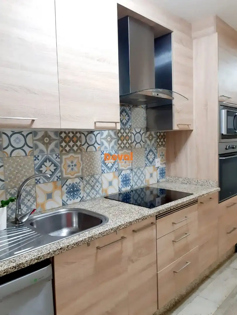 Cocina de Piso de alquiler en Vigo  con Calefacción, Amueblado y Balcón