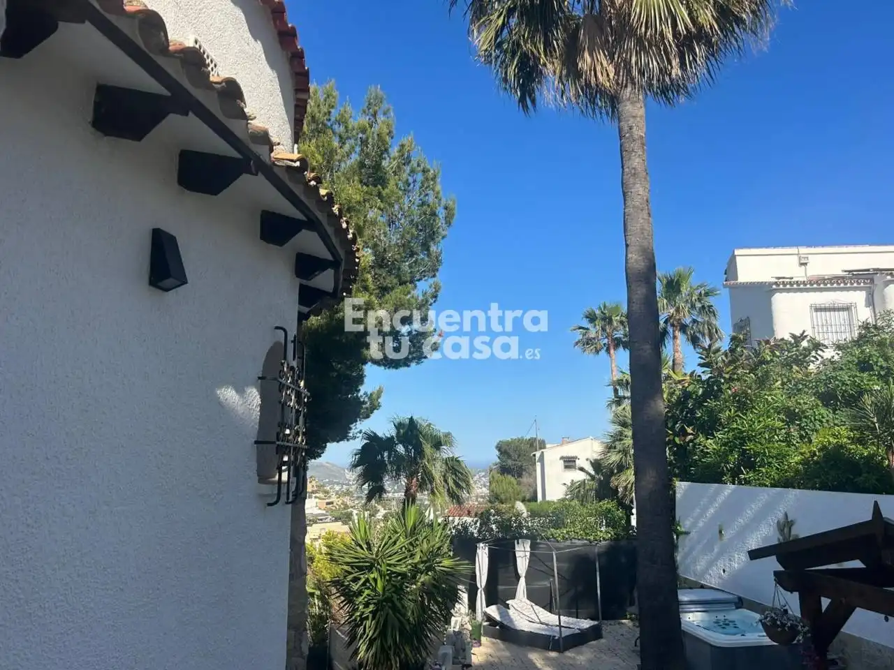 Vista exterior de Casa o xalet en venda en Benissa amb Calefacció, Jardí privat i Terrassa