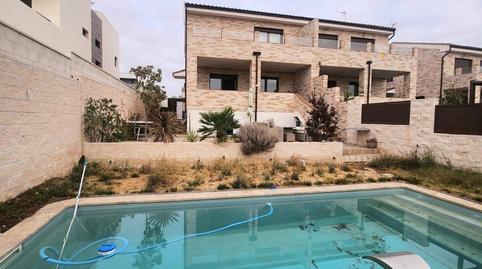 Foto 3 de Casa adosada en venda a Calle Marqués de Santillana, Los Hueros, Madrid