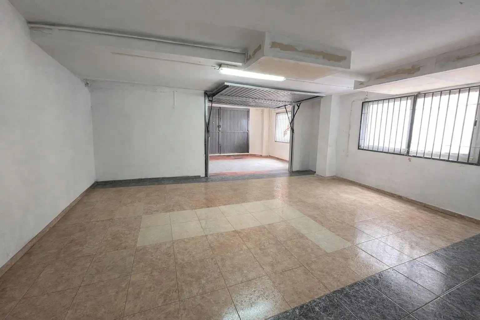 Apartments for sale in Maracena  with Air Conditioner, Heating and Furnished