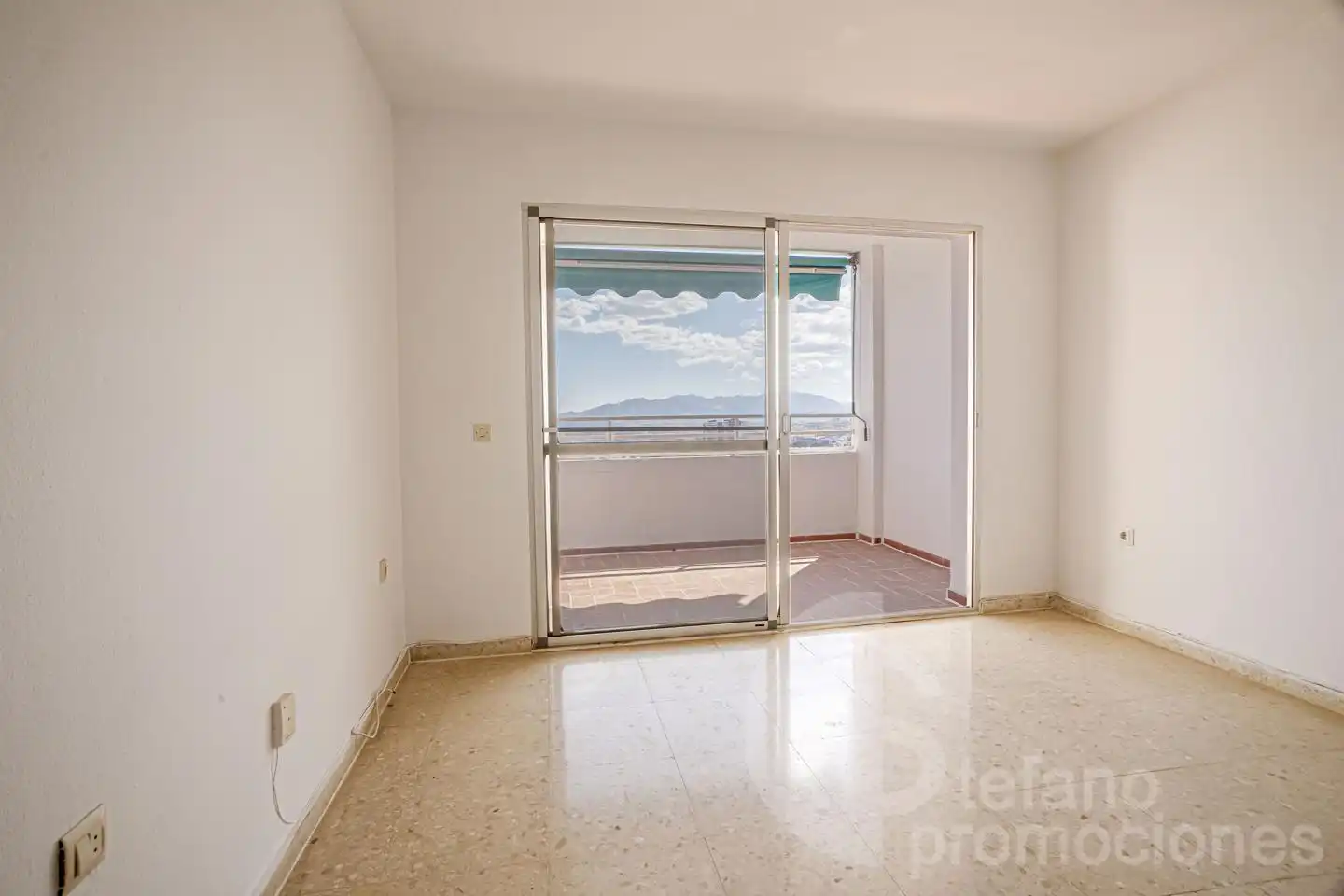 Schlafzimmer von Dachboden zum Verkauf in Málaga mit Terrasse und Gemeinschaftspool