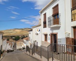 Exterior view of Single-family semi-detached for sale in Santa Cruz del Comercio