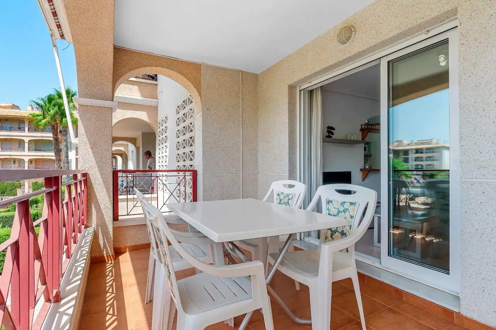 Apartamento con piscina en venta en Calle del Pavo Real, imagen 4