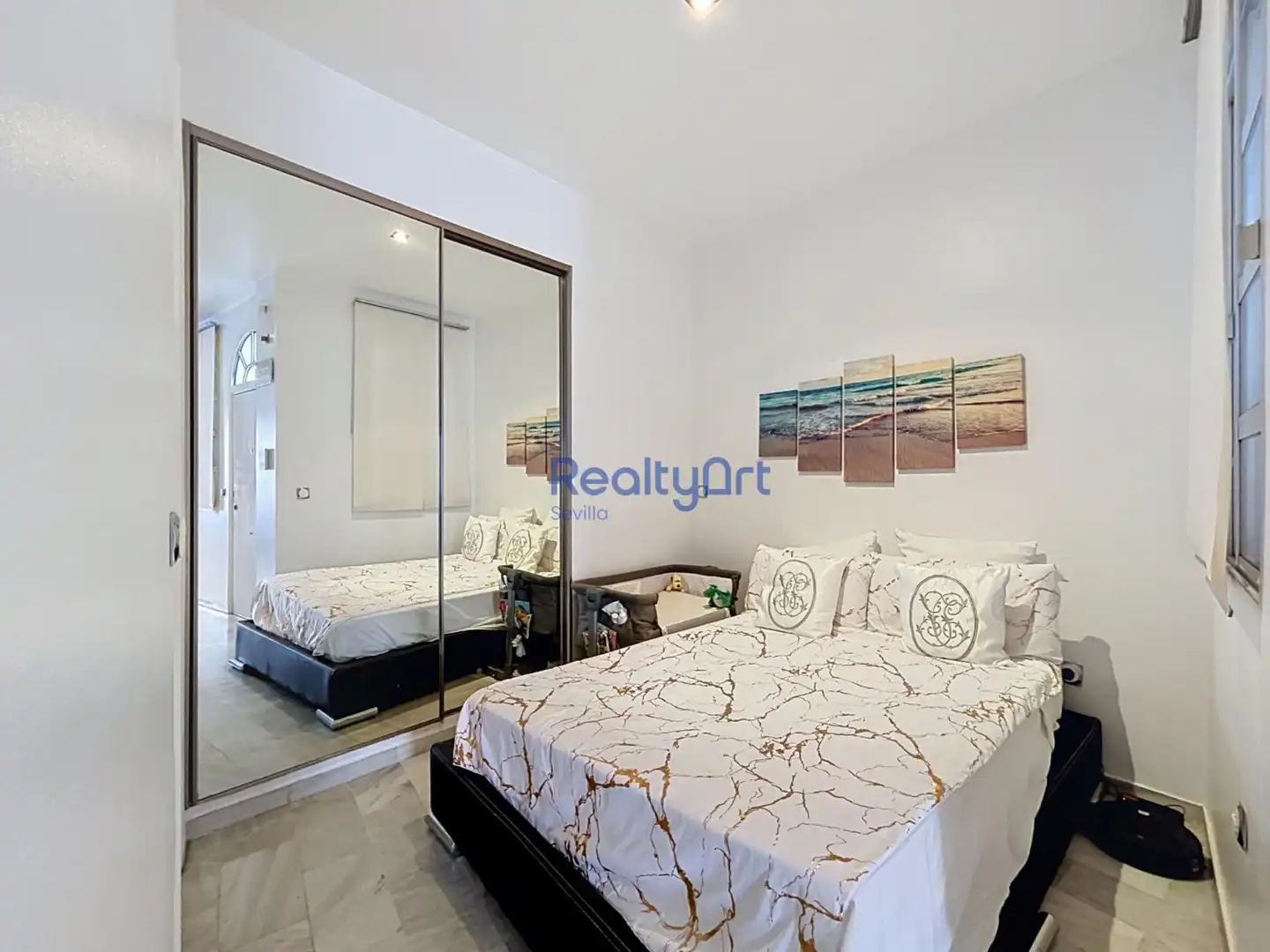Bedroom of Attic for sale in Sevilla  with Air Conditioner, Terrace and Furnished