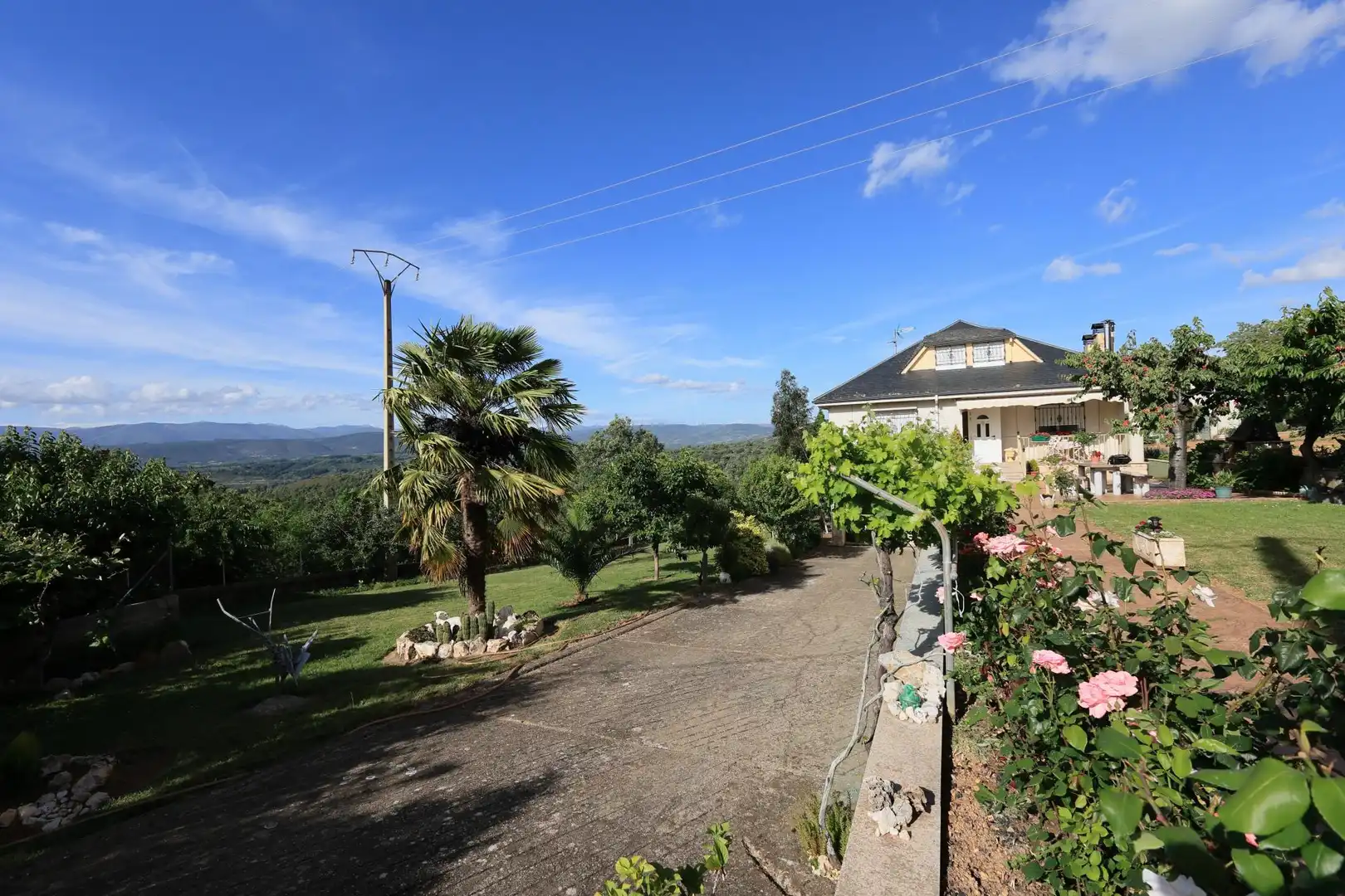 Jardín de Finca rústica en venta en Castropodame con Calefacción y Piscina