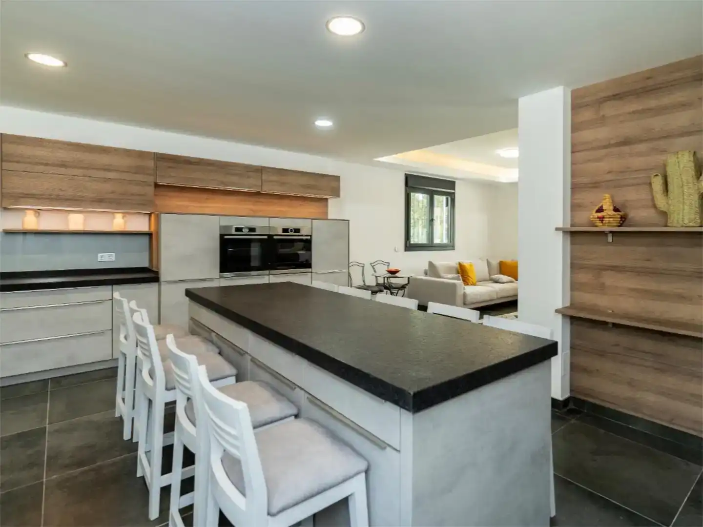 Kitchen of Flat for rent in Nueva Andalucía