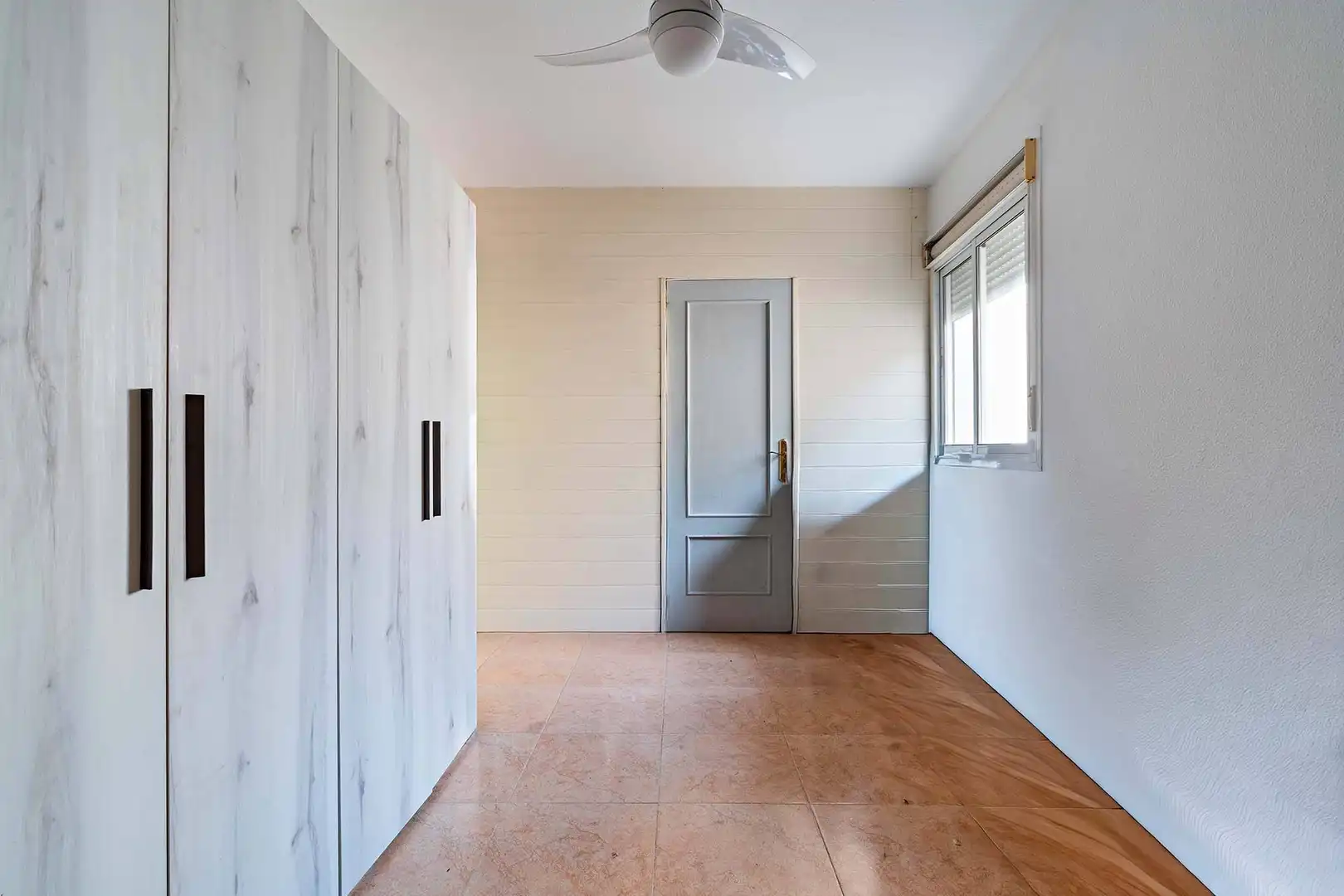 Habitación de Piso en venta en Roquetas de Mar con Aire acondicionado, Terraza y Balcón